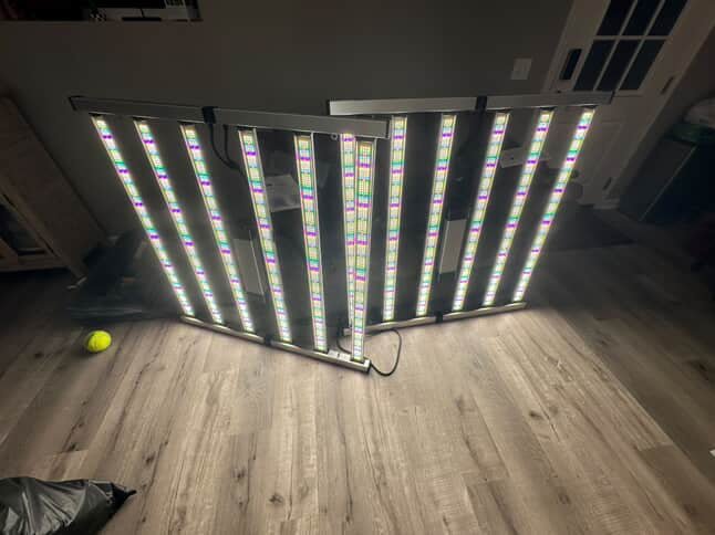 Mammoth Lighting Nova Sun 720W 6-Bar LED Grow Light - Happy Hydro